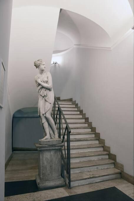 רומא Piazza Di Spagna Home - Family Apartment מראה חיצוני תמונה
